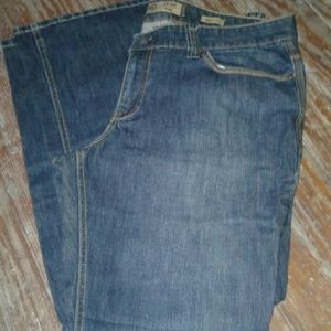 Women's plus size jeans